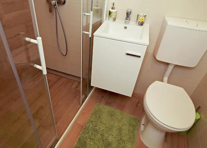 Stunning In With Wifi Apartament