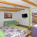 Apartman Beautiful Apartment In Dubrovnik